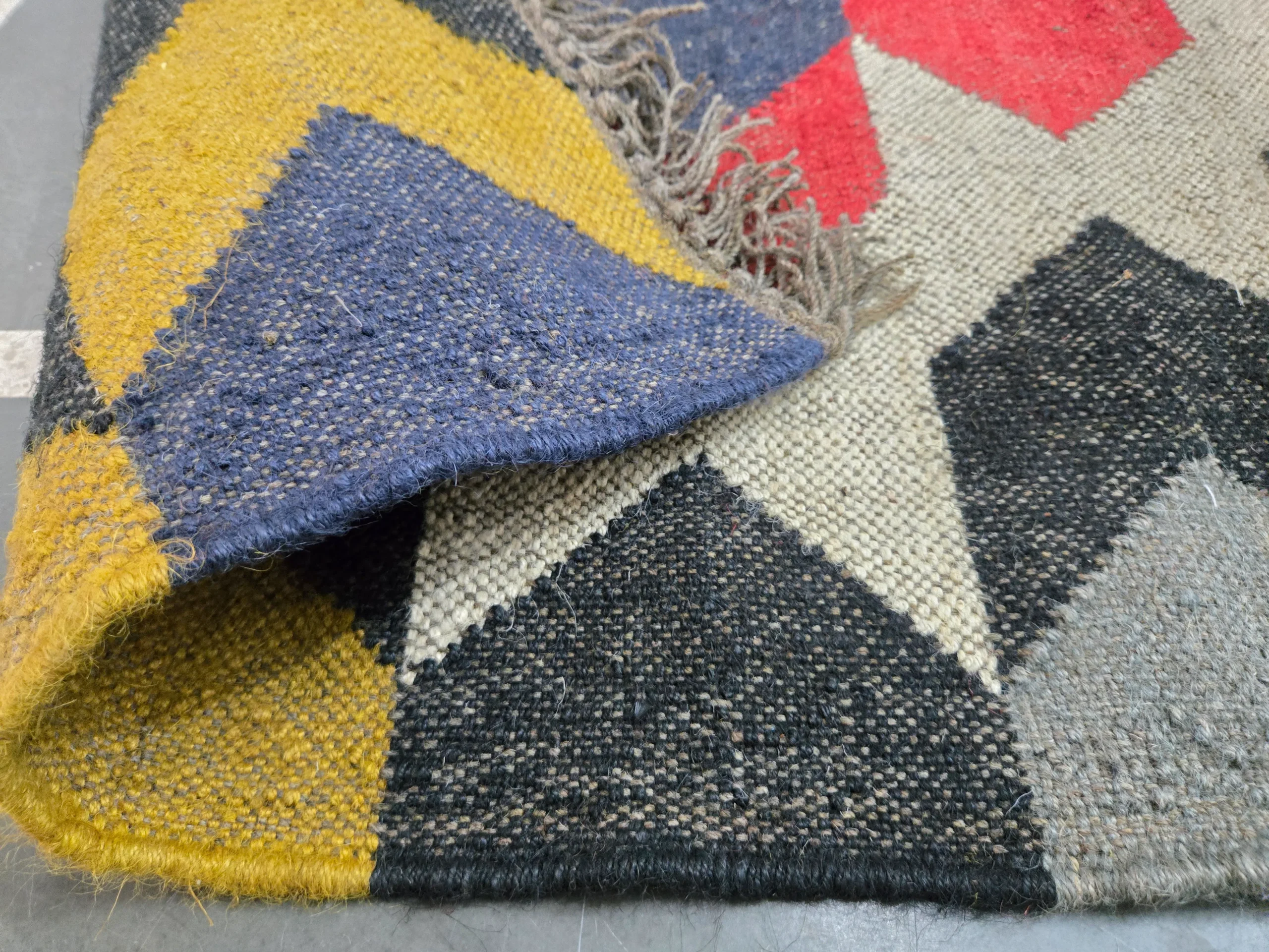 Artisan handwoven wool kilim design