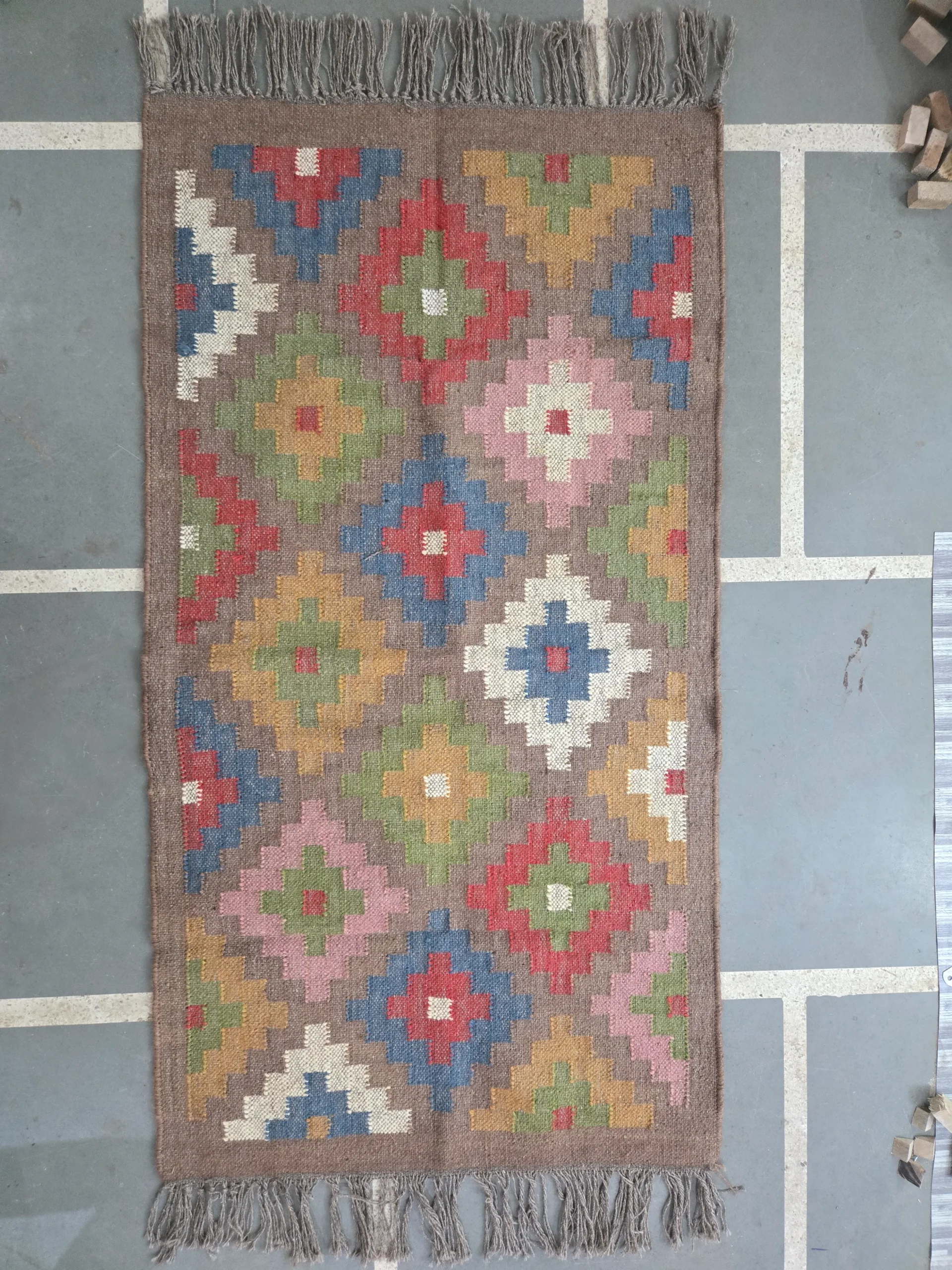 Indian geometric motif kilim rug