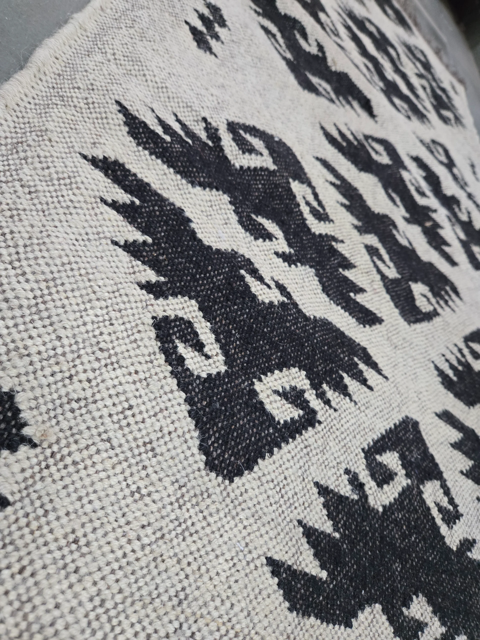 Indian rug geometric woven pattern