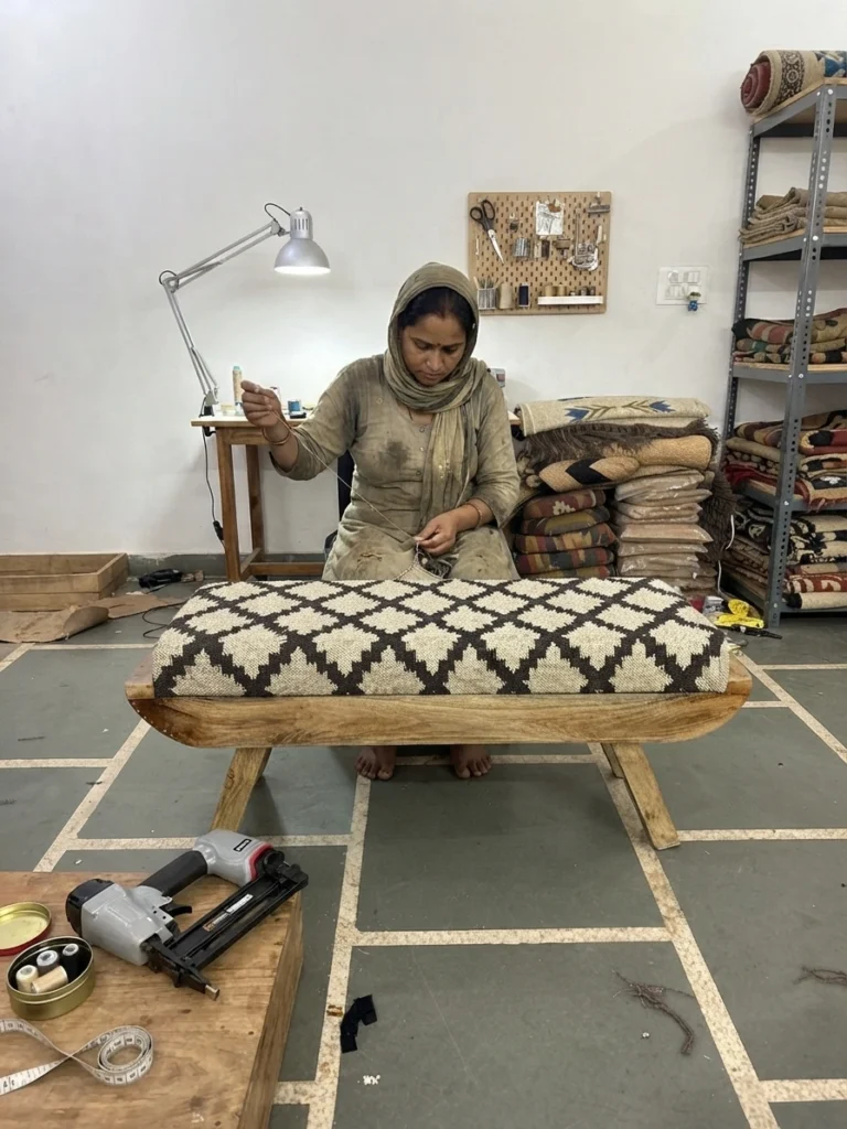 Making Kilim Bench by Artisican